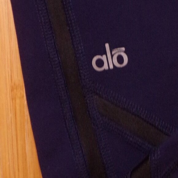ALO Yoga leggings, dark blue low rise - Picture 6 of 8